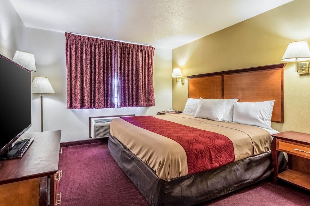 Econo Lodge Inn & Suites Albuquerque East I-40 Eubank Exit Exterior foto