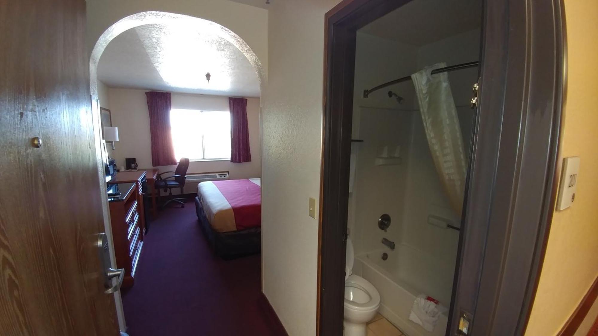 Econo Lodge Inn & Suites Albuquerque East I-40 Eubank Exit Exterior foto