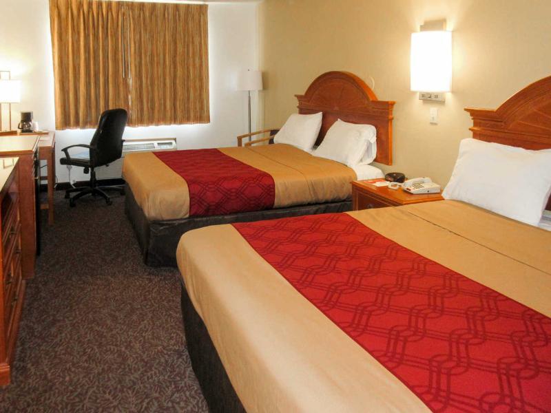 Econo Lodge Inn & Suites Albuquerque East I-40 Eubank Exit Exterior foto